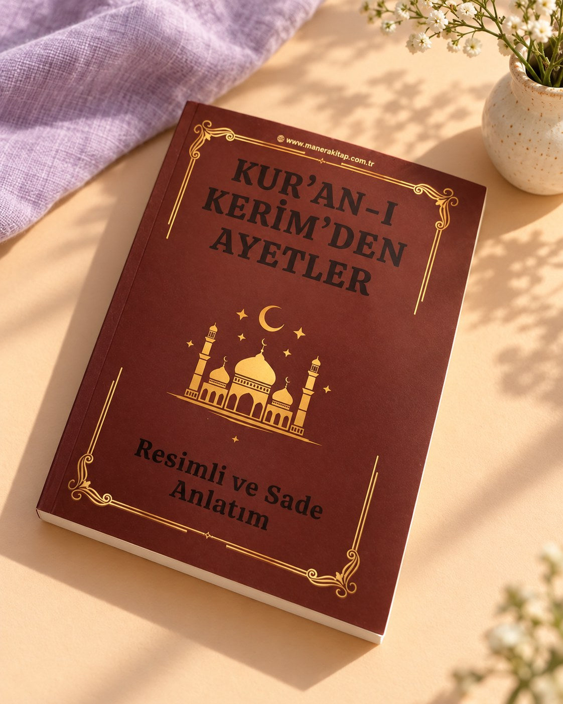 Manera Ayetler kitabı — temsili ürün tanıtım görseli